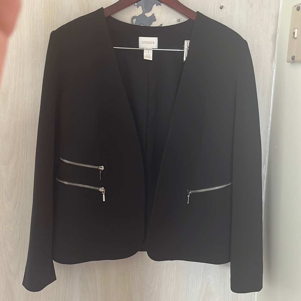 Chicos size 1 blazer